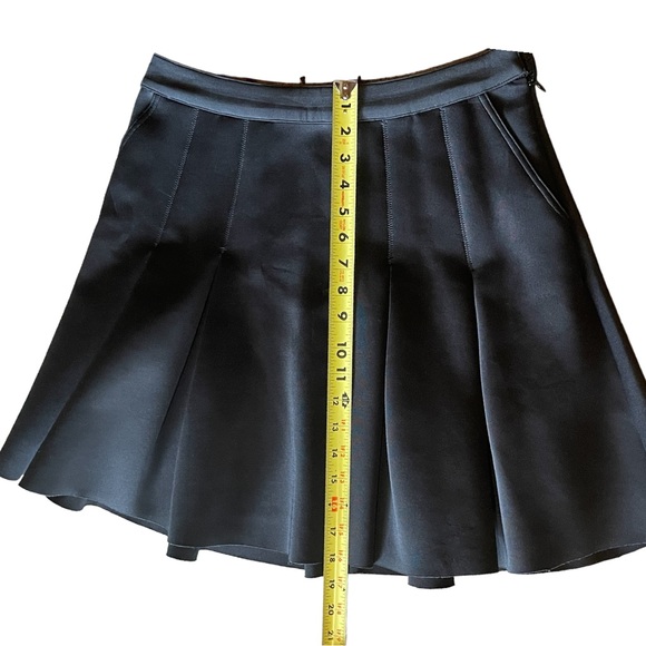 Rachel Zoe Black Indio Pleated Neoprene Ponte Mininskirt Sz 10 - Picture 12 of 15